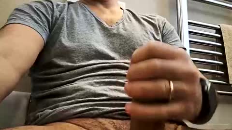 Snapshot of luccazzo79 chatting on January 2026 09:00:02 AM luccazzo79 online show from January 2026 09:00:02 AM