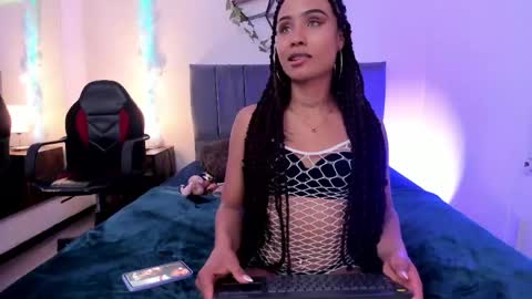 Snapshot of lucerop_ chatting on April 2026 03:28:01 AM Lucero online show from April 2026 03:28:01 AM