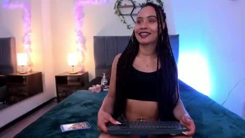 Snapshot of lucerop_ chatting on April 2026 03:33:02 AM Lucero online show from April 2026 03:33:02 AM