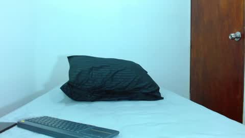 Snapshot of luchocole chatting on August 2026 12:13:01 AM LUCHO HOT online show from August 2026 12:13:01 AM