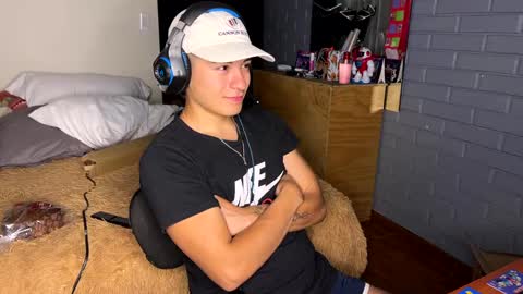 Snapshot of luchosaando chatting on December 2024 12:39:02 AM Felipe online show from December 2024 12:39:02 AM