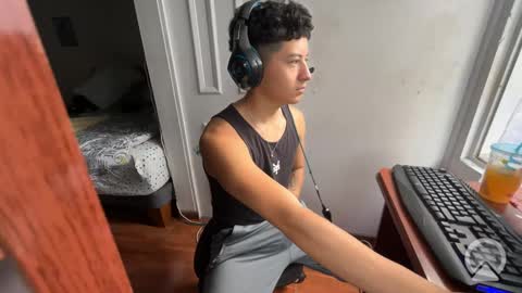 Snapshot of luchosaando chatting on September 2025 08:23:02 PM Felipe online show from September 2025 08:23:02 PM
