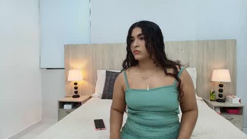 Snapshot of lucia_cardona chatting on February 2026 03:49:01 AM Lucia Cardona online show from February 2026 03:49:01 AM