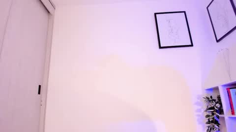 Lucia online show from November 2025 10:03:02 PM