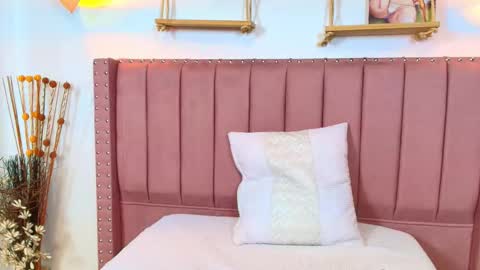 lucia_sweeet online show from November 2025 06:17:01 PM