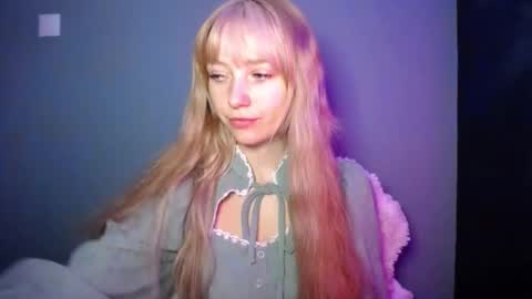 Lucy online show from September 2025 06:31:02 PM