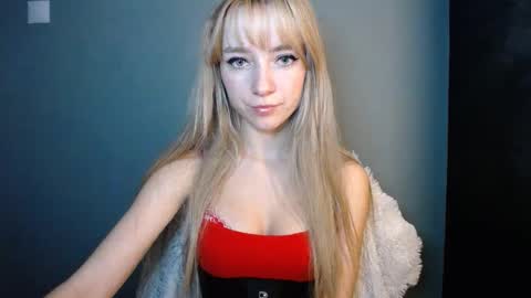 Lucy online show from November 2025 01:32:02 PM