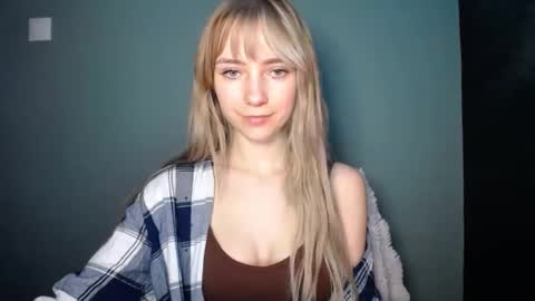 Lucy online show from February 2026 08:07:02 PM