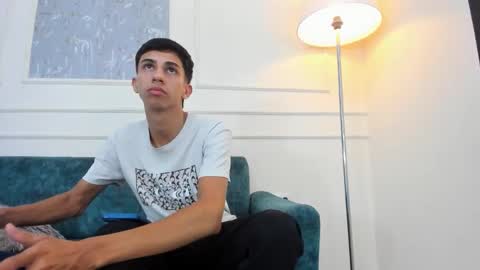 Pirulo online show from October 2025 04:02:02 AM