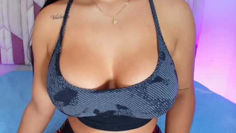 Snapshot of luciana_jam_ chatting on October 2025 03:12:02 AM instagram luciana417 online show from October 2025 03:12:02 AM