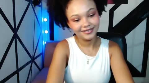 LUCIANA  online show from April 2026 01:25:02 PM