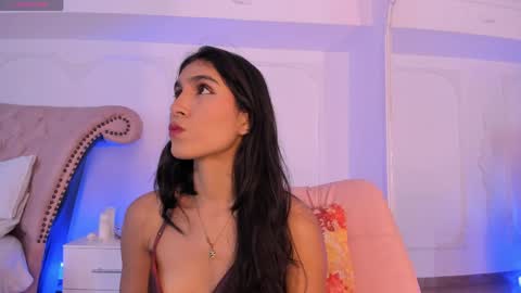 Snapshot of luciana_roa chatting on May 2026 08:47:02 PM Luciana online show from May 2026 08:47:02 PM