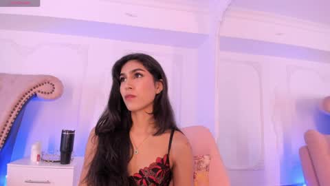 Snapshot of luciana_roa chatting on May 2026 08:50:02 PM Luciana online show from May 2026 08:50:02 PM