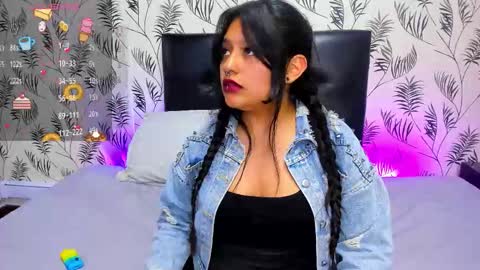 Snapshot of lucianabrooks chatting on December 2025 12:09:02 AM Luciiana online show from December 2025 12:09:02 AM