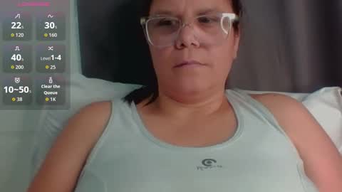 lucianamaster online show from October 2025 12:10:01 AM