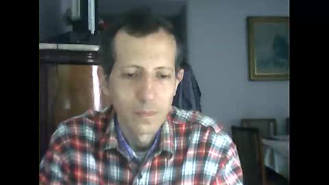 Snapshot of lucianoaxel chatting on December 2024 05:33:01 PM Luciano online show from December 2024 05:33:01 PM