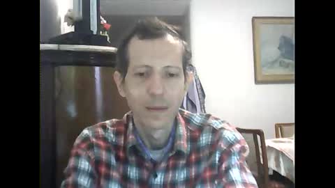 Snapshot of lucianoaxel chatting on December 2024 09:41:01 PM Luciano online show from December 2024 09:41:01 PM