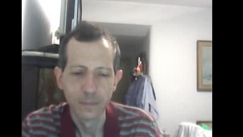 Snapshot of lucianoaxel chatting on December 2024 01:28:02 AM Luciano online show from December 2024 01:28:02 AM