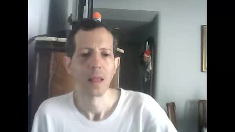 Snapshot of lucianoaxel chatting on January 2025 12:55:01 PM Luciano online show from January 2025 12:55:01 PM