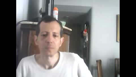 Snapshot of lucianoaxel chatting on January 2025 04:29:01 PM Luciano online show from January 2025 04:29:01 PM