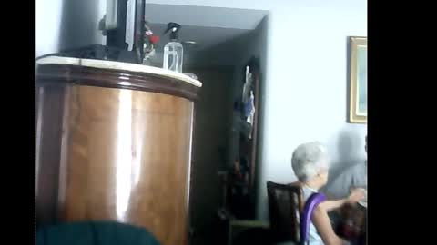 Snapshot of lucianoaxel chatting on February 2025 03:50:02 PM Luciano online show from February 2025 03:50:02 PM