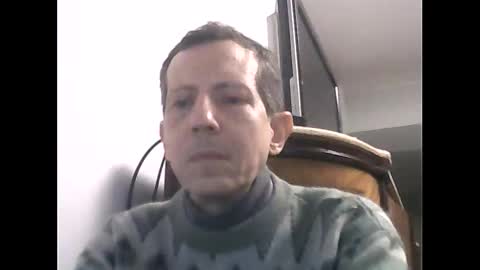Snapshot of lucianoaxel chatting on October 2025 09:41:01 PM Luciano online show from October 2025 09:41:01 PM