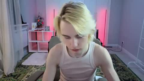 Snapshot of lucidangelok chatting on February 2026 01:09:02 PM Angelok online show from February 2026 01:09:02 PM