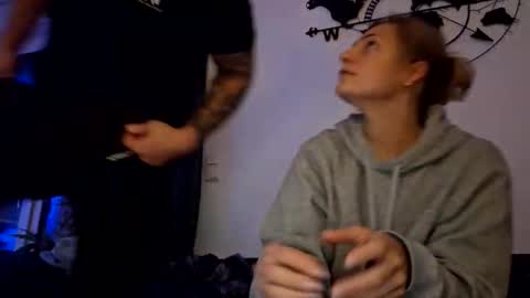 lucidreamclicks online show from November 2025 06:21:01 PM