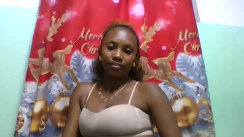 Snapshot of lucie196645 chatting on June 2026 06:43:01 PM lucie196645 online show from June 2026 06:43:01 PM