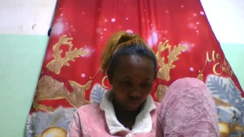 Snapshot of lucie196645 chatting on July 2026 04:42:02 PM lucie196645 online show from July 2026 04:42:02 PM