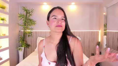 lucie online show from March 2026 05:08:02 PM