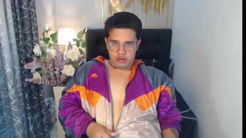 Luciferhotcum online show from February 2025 01:30:02 PM