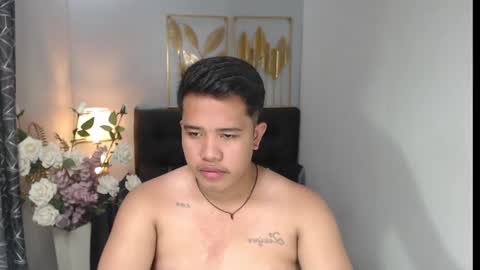 Luciferhotcum online show from February 2025 05:40:01 PM