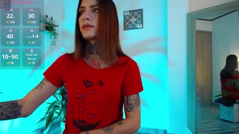 luciiana online show from December 2024 09:37:01 PM