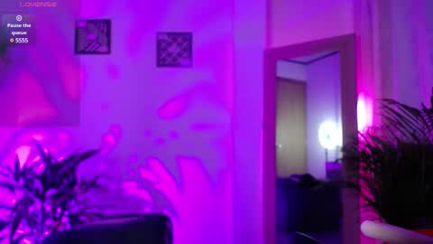 luciiana online show from December 2024 06:20:02 AM