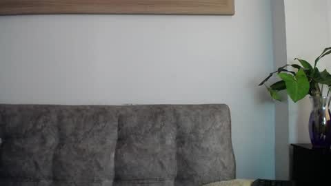 Snapshot of luciiana_lol chatting on May 2026 03:06:01 PM luciiana online show from May 2026 03:06:01 PM