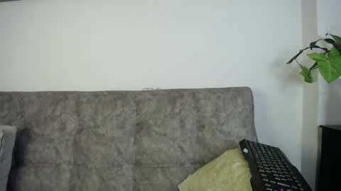 Snapshot of luciiana_lol chatting on May 2026 12:12:01 PM luciiana online show from May 2026 12:12:01 PM