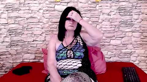 Snapshot of luciousgrace chatting on May 2026 05:52:02 PM Grace online show from May 2026 05:52:02 PM
