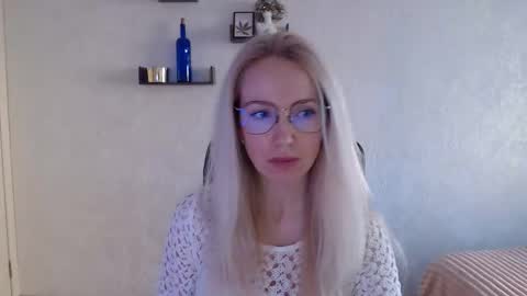 Arina online show from March 2026 02:08:01 PM