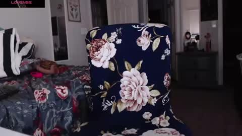 lucklucybbw online show from July 2026 03:45:02 AM