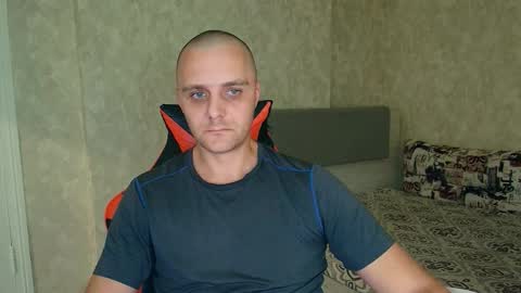 Ethan online show from October 2025 12:31:02 AM