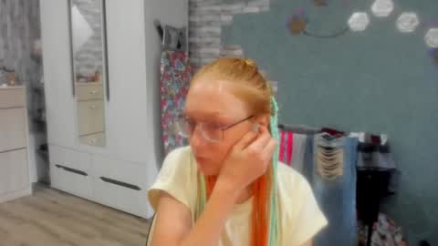 lucky_licky20 online show from October 2025 02:08:01 AM