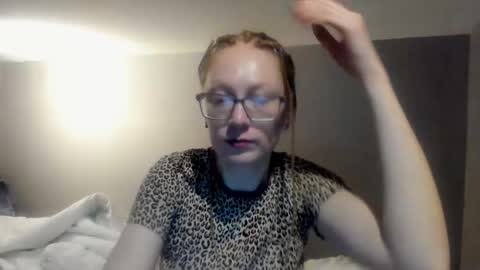 lucky_licky20 online show from March 2026 04:18:01 AM