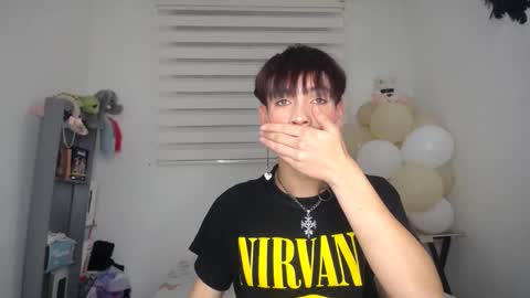 lucky_strickee online show from October 2025 04:13:01 AM