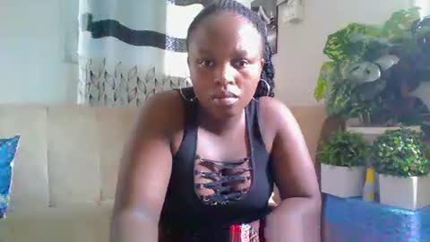 Snapshot of luckyawesome chatting on October 2025 06:03:01 AM Crisiah online show from October 2025 06:03:01 AM
