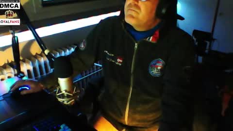 Snapshot of luckyfreak1 chatting on February 2025 07:15:02 AM call me Stefan online show from February 2025 07:15:02 AM