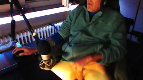 Snapshot of luckyfreak1 chatting on September 2025 05:39:02 PM call me Stefan online show from September 2025 05:39:02 PM