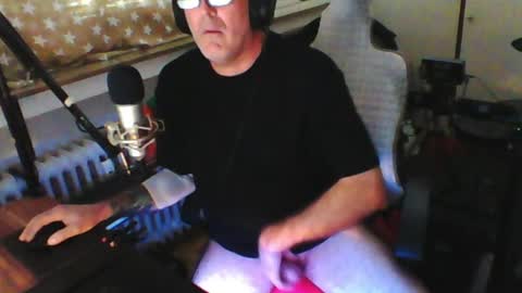 Snapshot of luckyfreak1 chatting on July 2026 01:03:01 PM call me Stefan online show from July 2026 01:03:01 PM