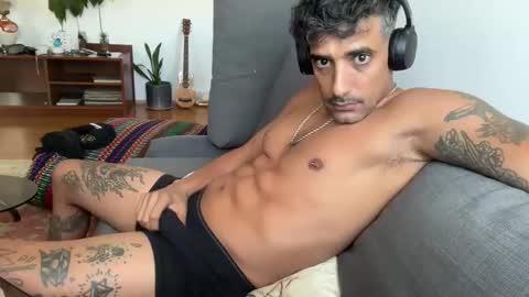 luckyhorse3 online show from September 2025 01:33:01 PM