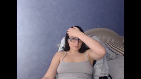 luckylinda23 online show from February 2025 07:02:02 PM